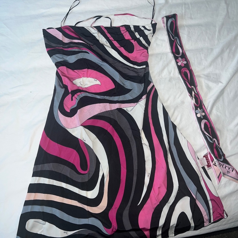 New Collection Pucci dress and scarf